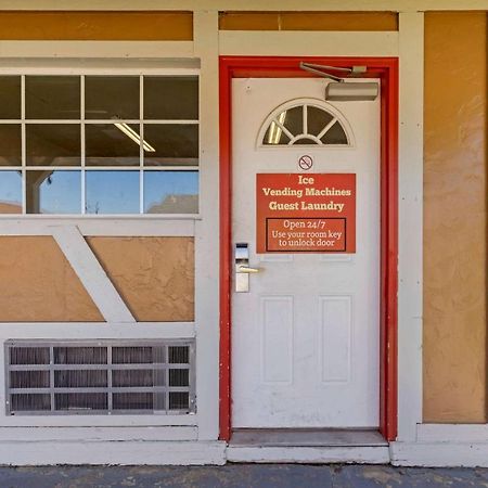 Econo Lodge Pryor Creek Εξωτερικό φωτογραφία