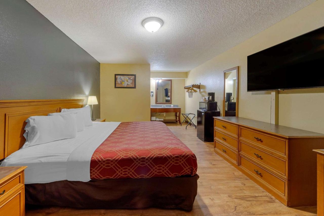 Econo Lodge Pryor Creek Εξωτερικό φωτογραφία